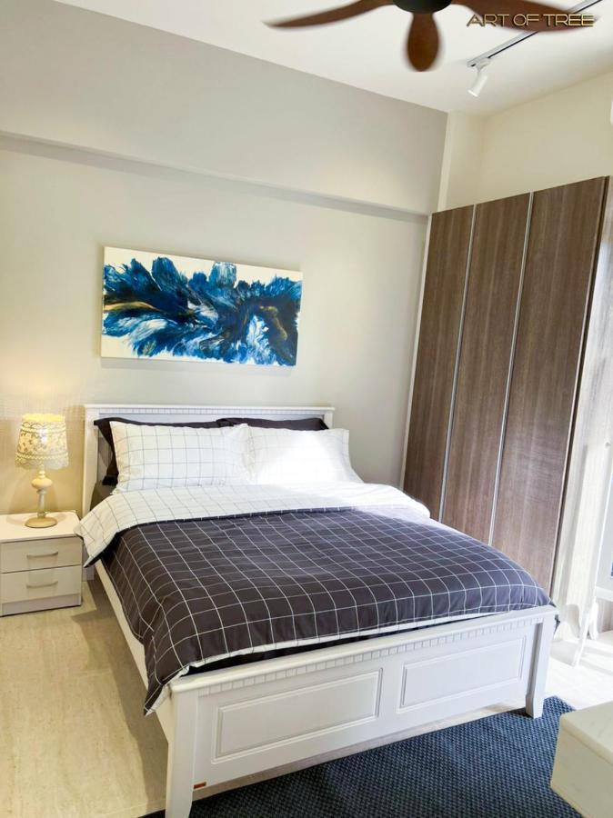 By The Sea Beachfront Designer Suites Penang - Managed By Art Of Tree Batu Ferringhi Exterior photo